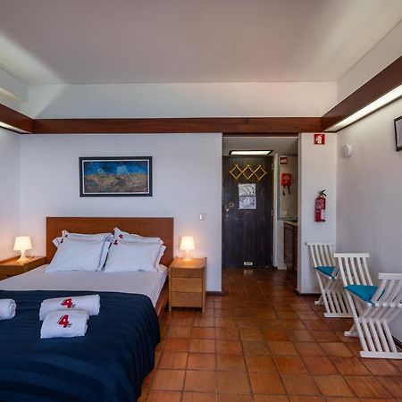 Rent4Rest - Sesimbra Ocean View Studio Eksteriør billede