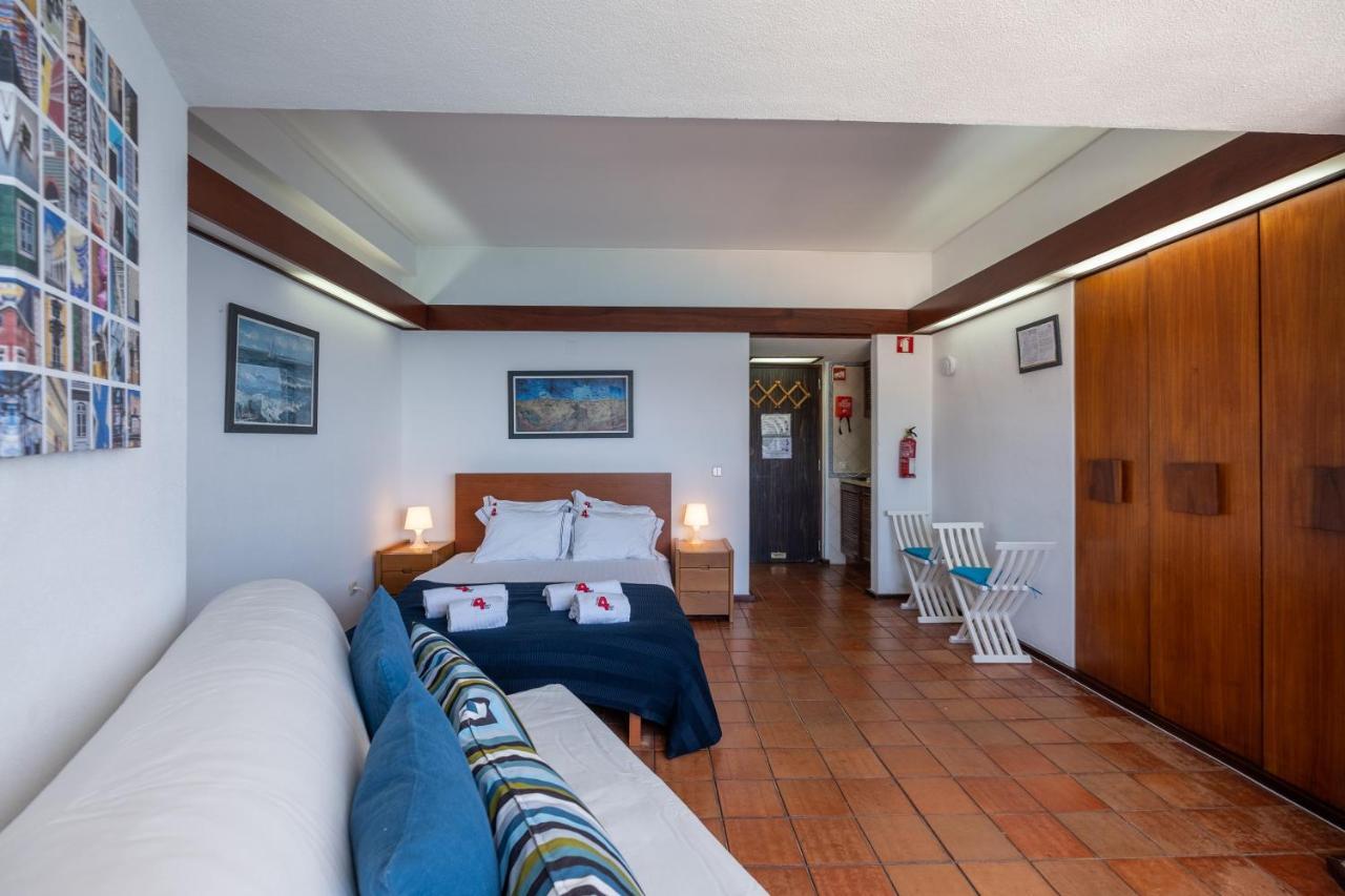 Rent4Rest - Sesimbra Ocean View Studio Eksteriør billede